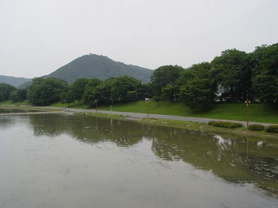 숲과 강이 함께 어우러진 관방천은 담양 사람들의 자랑이다. 